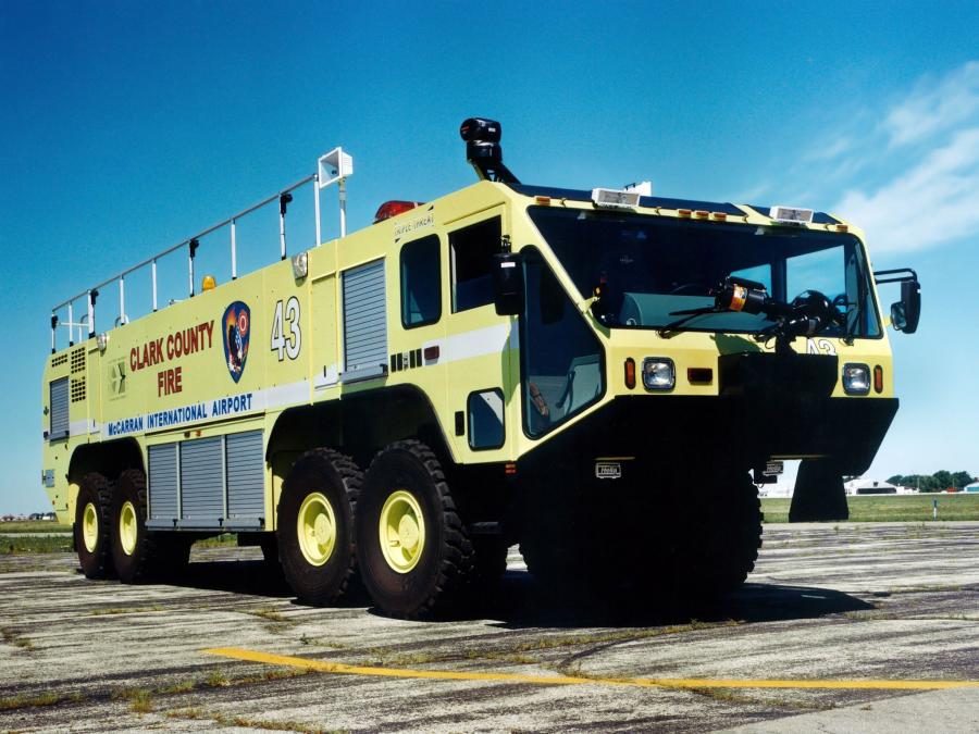  Oshkosh Striker 4500 ARFF 2010 года  (фото 9 из 14)